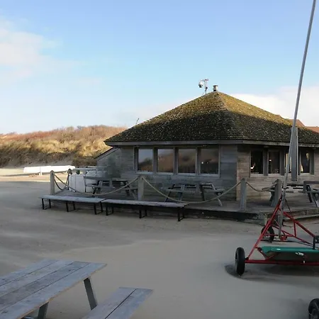 Karin Holiday home Oostduinkerke